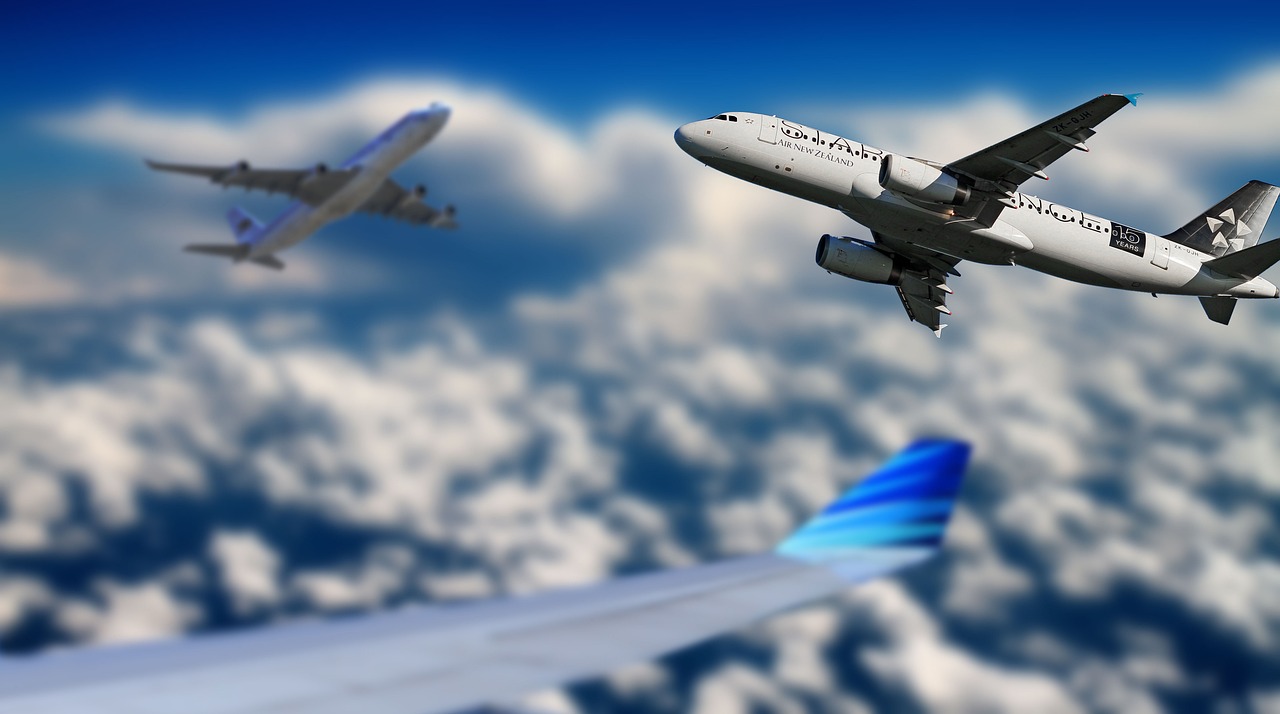 中国首批太空旅游船票上架售罄，开启商业航天新纪元
