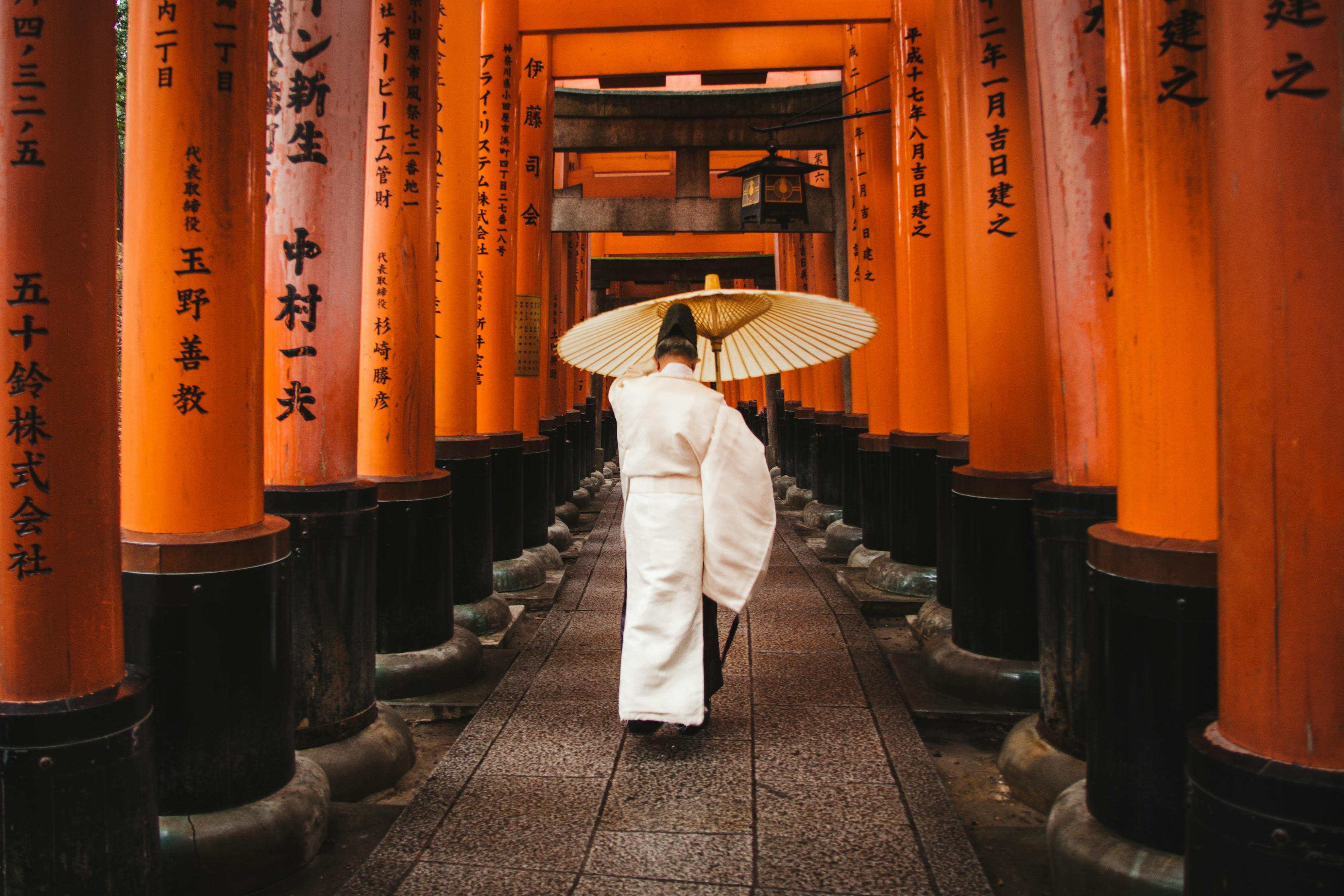 探索日本餐桌文化，日语中吃饭的表达与餐桌礼仪