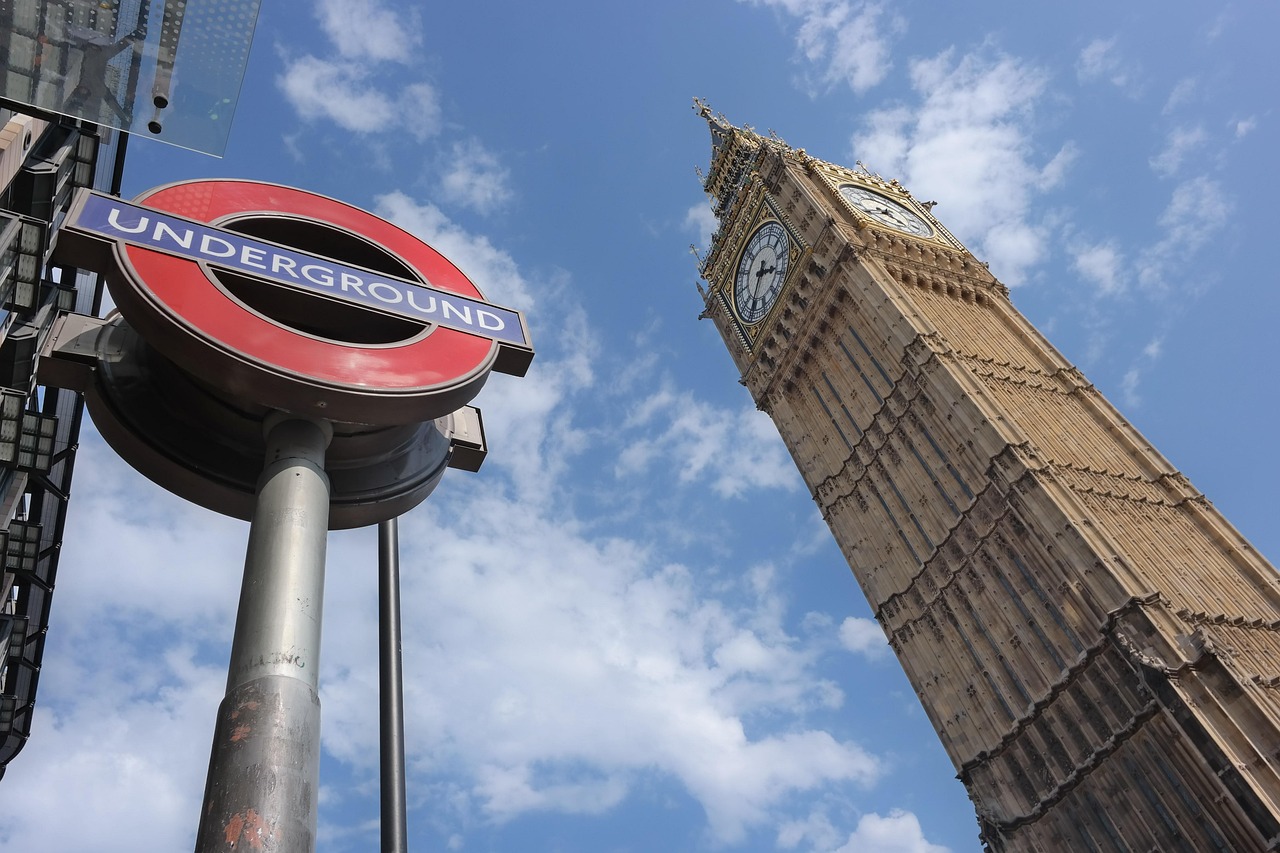 探索语言的桥梁，我们在哪吃饭的英语之旅