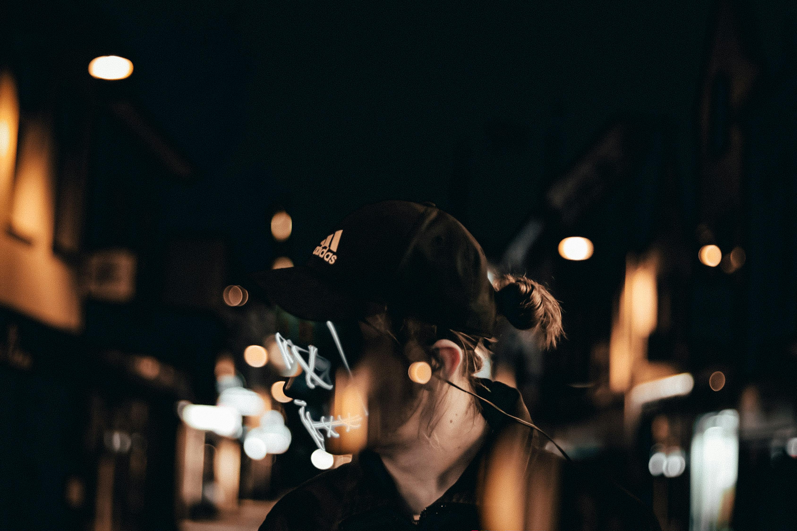 探索令人毛骨悚然的英文歌曲，背后的故事与文化影响